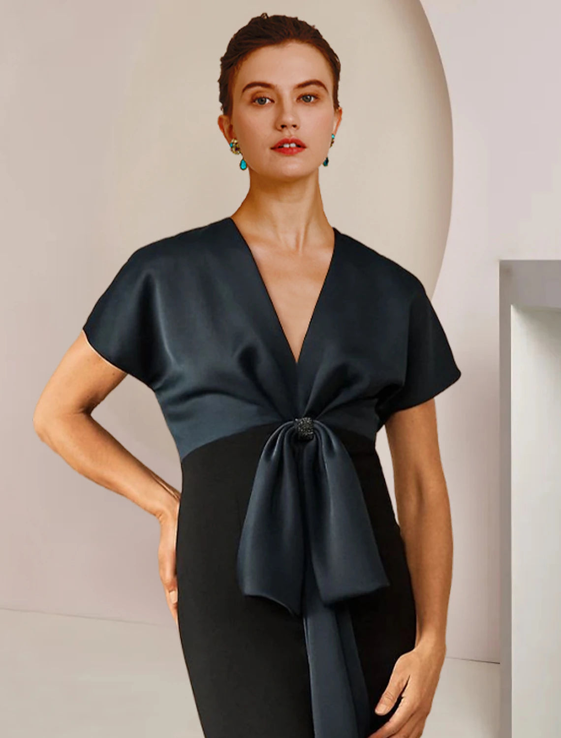 Wholesale  Sheath / Column Mother of the Bride Dress Formal Wedding Guest Party Elegant Jewel Neck Floor Length Satin Short Sleeve with Bow(s)